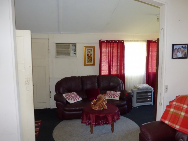 46 Moore Street, Dirranbandi QLD 4486