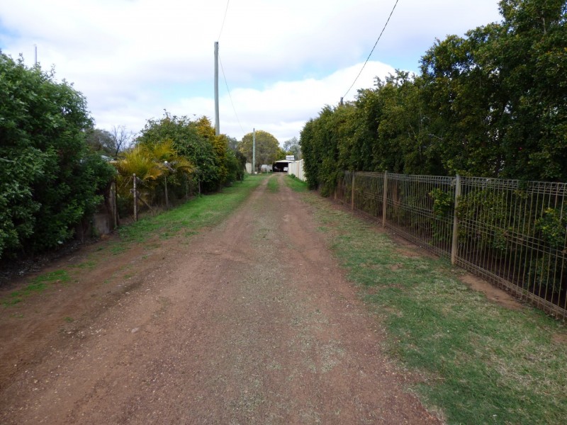 84 Alfred Street, St George QLD 4487