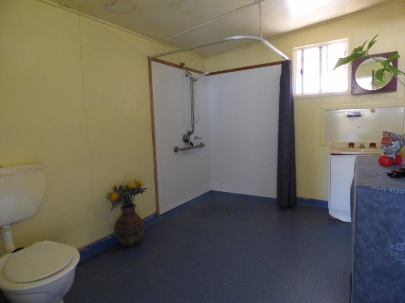 34 Barlee Street, St George QLD 4487