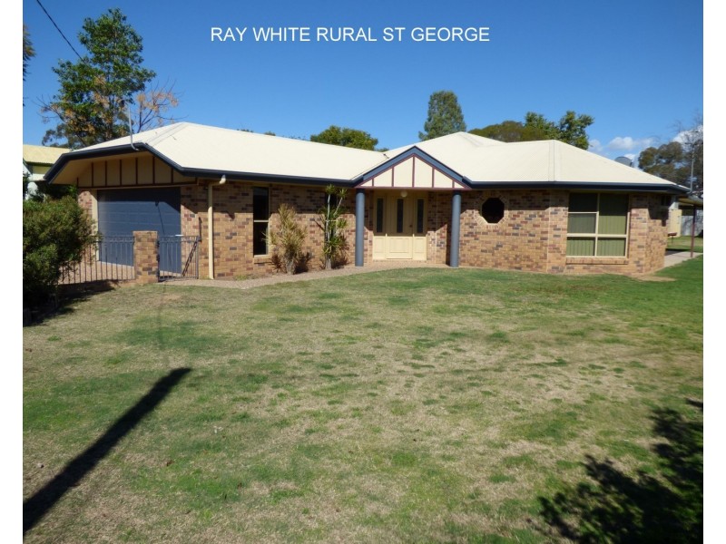 14 Howe Street, St George QLD 4487