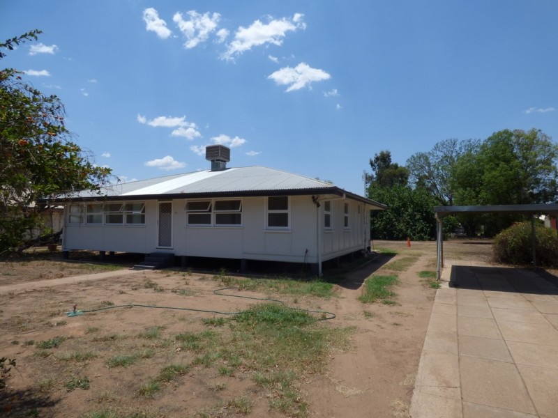 53 Grey Street, St George QLD 4487