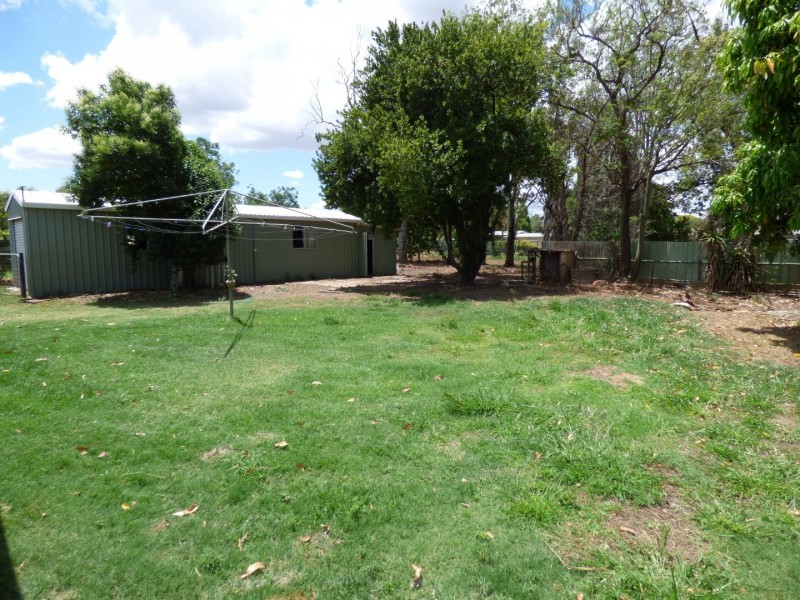 31 Church Street, St George QLD 4487