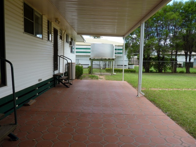 42 Alfred Street, St George QLD 4487