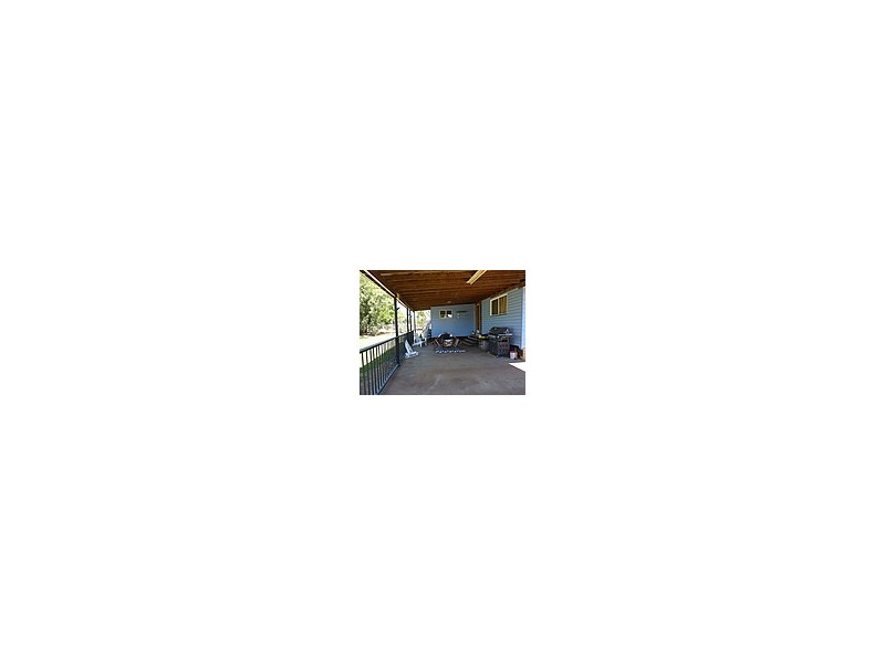 12 Hutt Street, St George QLD 4487