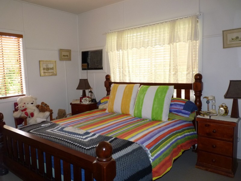 14 Munro Street, St George QLD 4487
