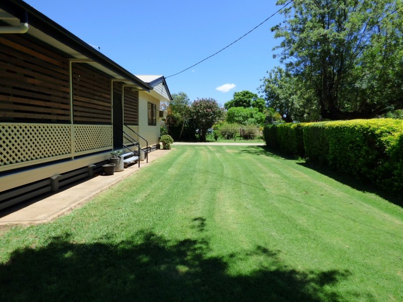 14 Munro Street, St George QLD 4487