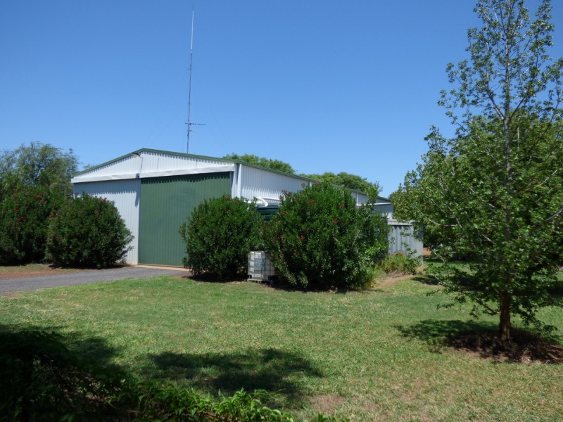 12 JE Kelly Road, St George QLD 4487