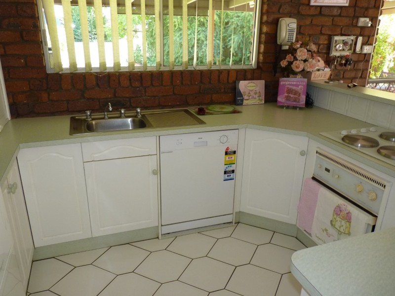 6 Cutler Court, St George QLD 4487