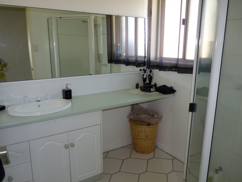 6 Cutler Court, St George QLD 4487