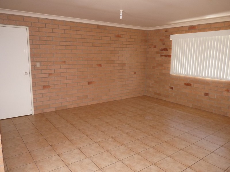 Unit 1, 32 Kenny Lane, St George QLD 4487