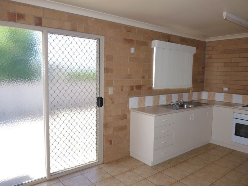 Unit 1, 32 Kenny Lane, St George QLD 4487