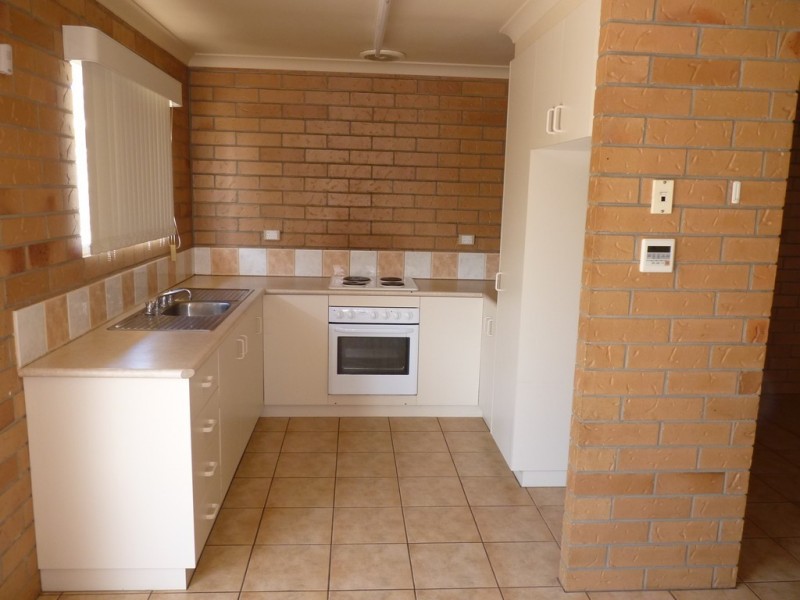 Unit 1, 32 Kenny Lane, St George QLD 4487