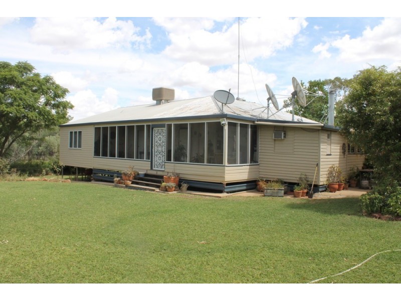 237 PERWELL ROAD, St George QLD 4487