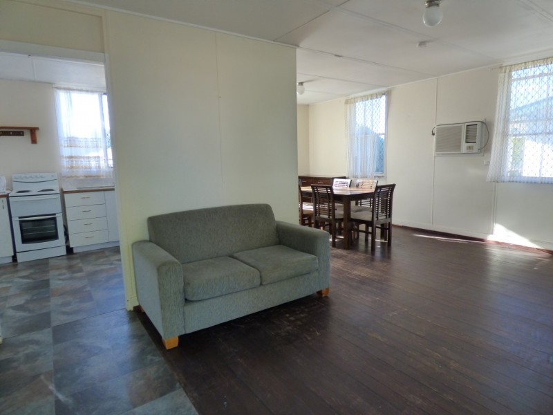 7 HILL STREET, St George QLD 4487