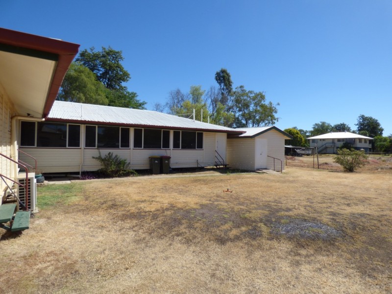 73B VICTORIA STREET, St George QLD 4487