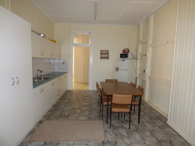 73B VICTORIA STREET, St George QLD 4487