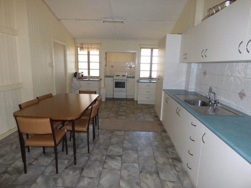 73B VICTORIA STREET, St George QLD 4487