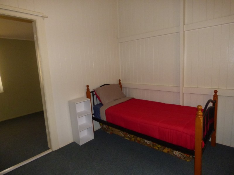 73B VICTORIA STREET, St George QLD 4487