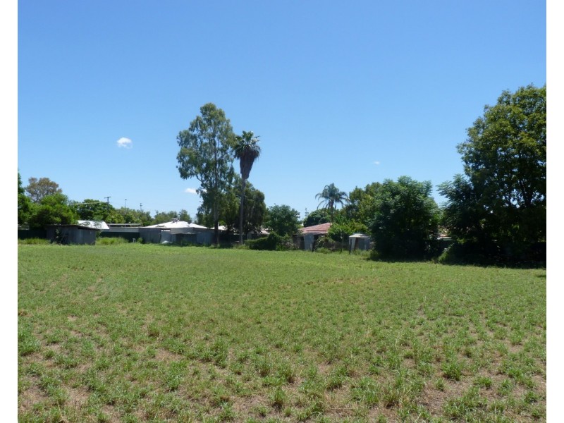 164 VICTORIA STREET, St George QLD 4487