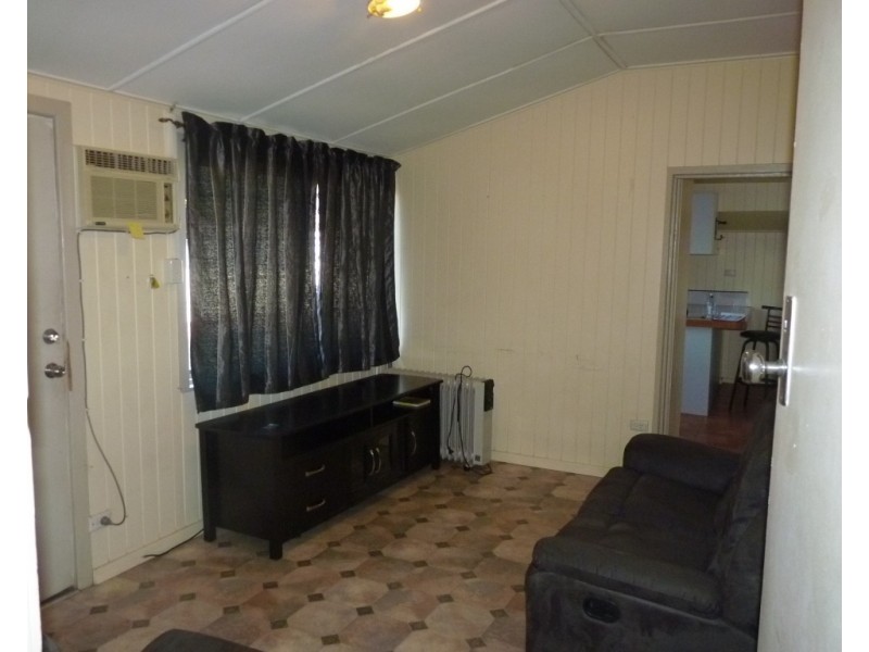 164 VICTORIA STREET, St George QLD 4487