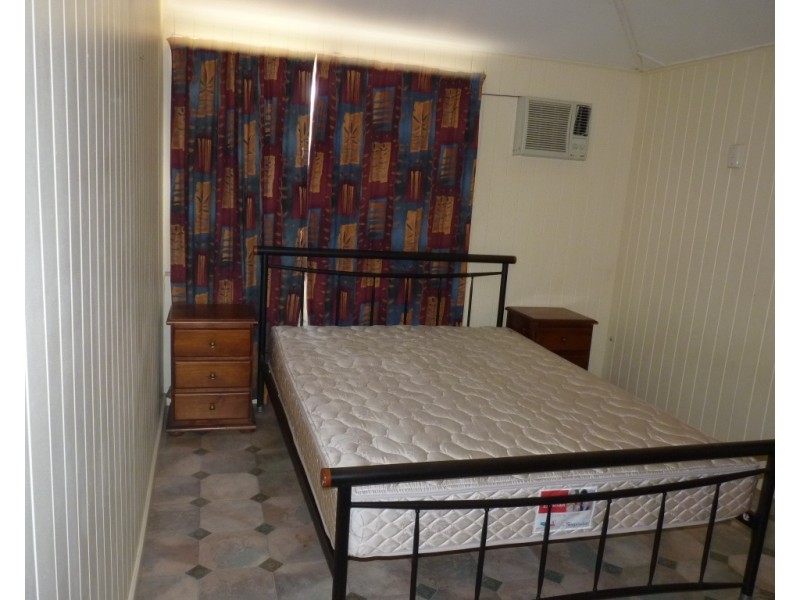 164 VICTORIA STREET, St George QLD 4487