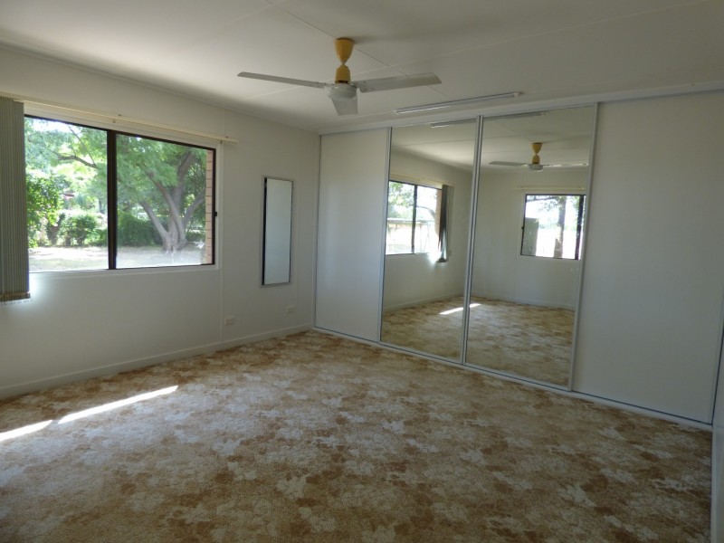 62-64 Murchison Street, St George QLD 4487