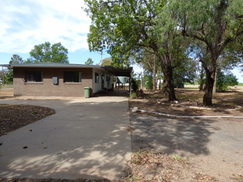 62-64 Murchison Street, St George QLD 4487