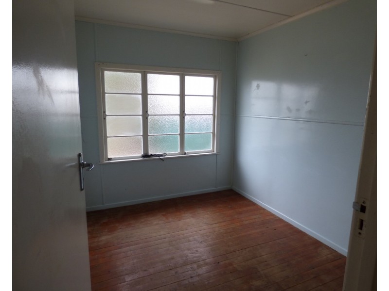 Unit 1, 171 VICTORIA STREET, St George QLD 4487