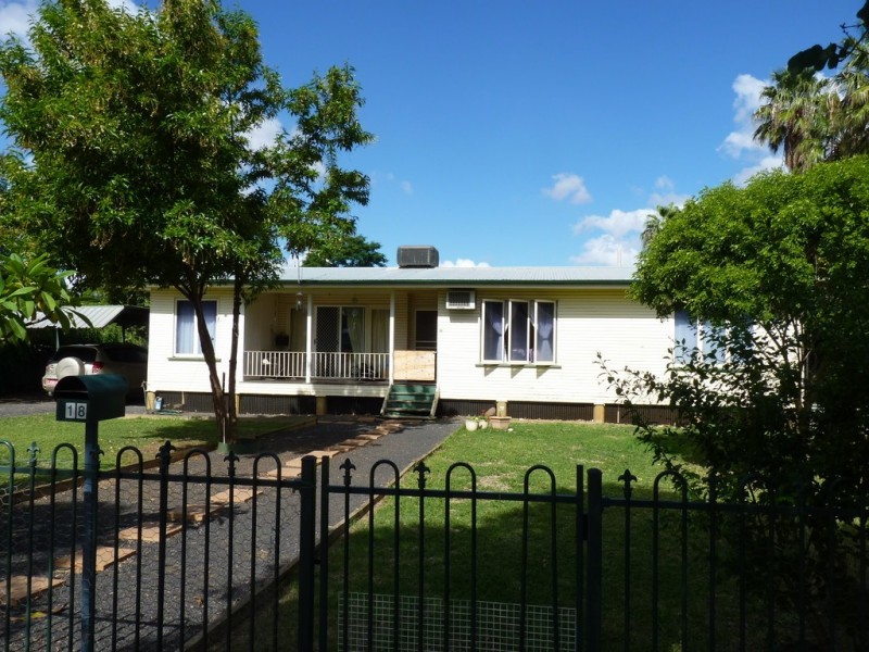 18 Victoria Street, St George QLD 4487