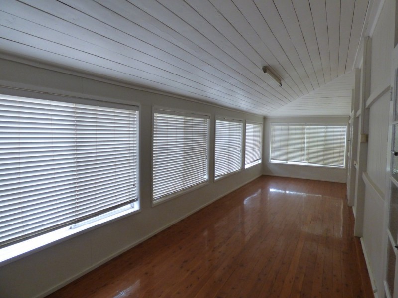 89 Grey Street, St George QLD 4487