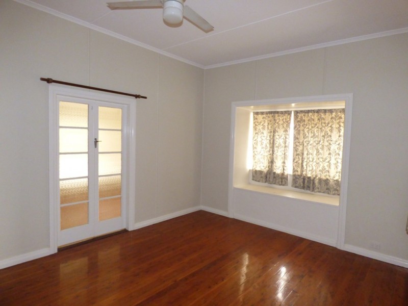 89 Grey Street, St George QLD 4487