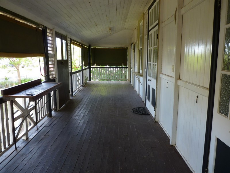 10 Henry Street, St George QLD 4487