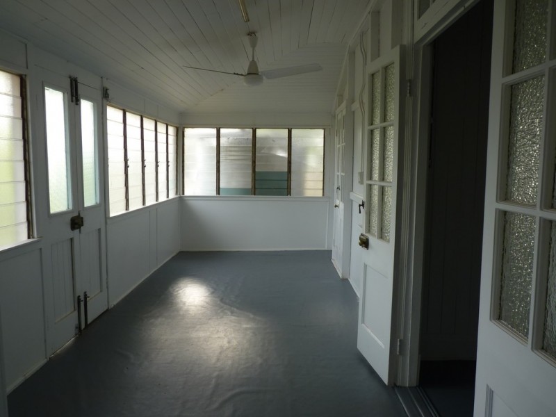 10 Henry Street, St George QLD 4487