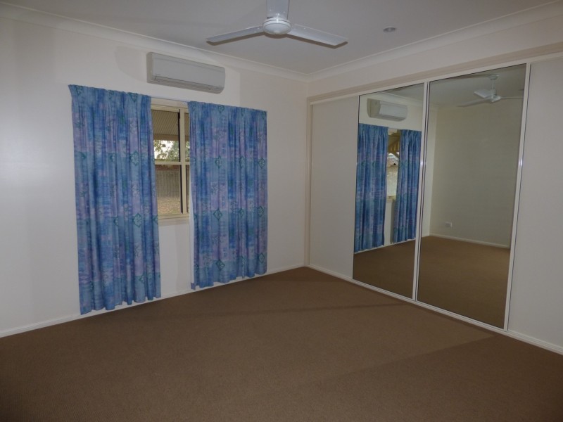 15-17 Weatherall Street, St George QLD 4487