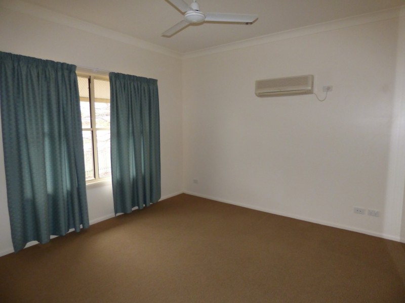 15-17 Weatherall Street, St George QLD 4487