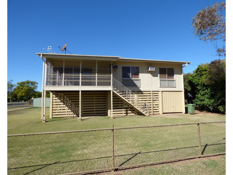 2 Marie Street, St George QLD 4487