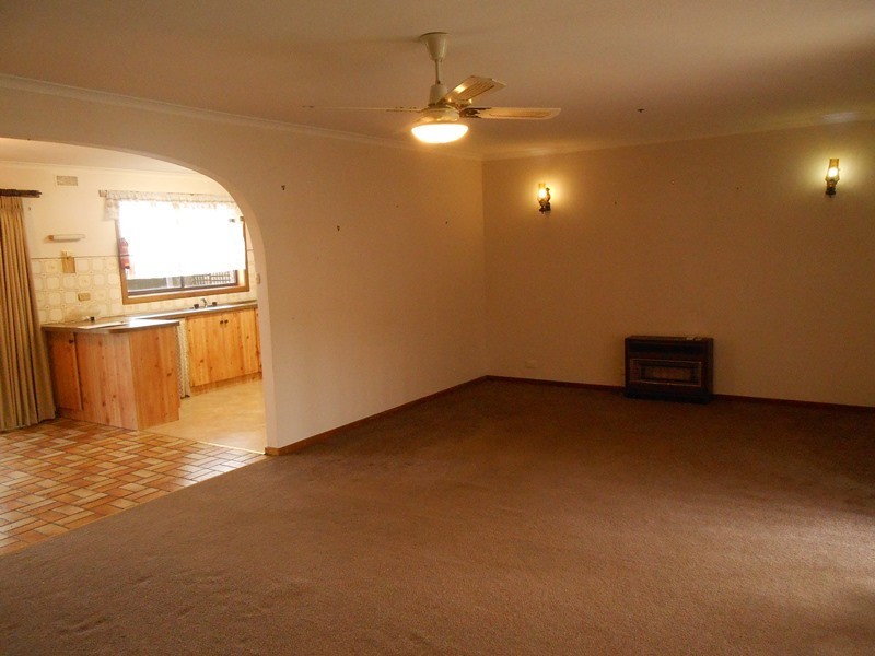 92 VICTORIA STREET, Toora VIC 3962