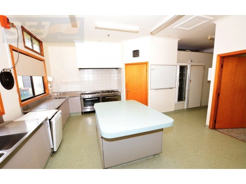 13 Clarence Street, Loch VIC 3945