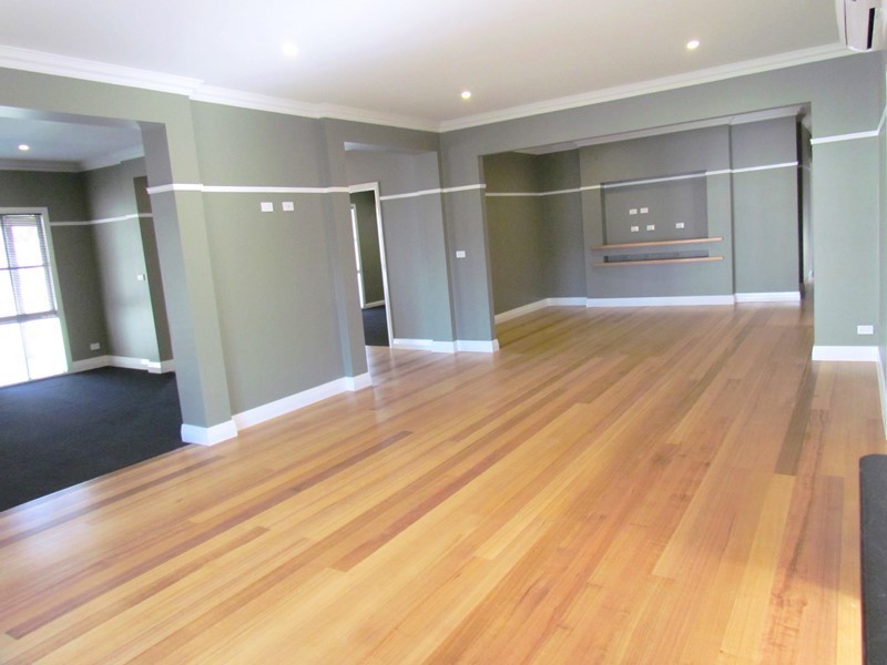 3,8,9+10 Web Court, Warragul VIC 3820