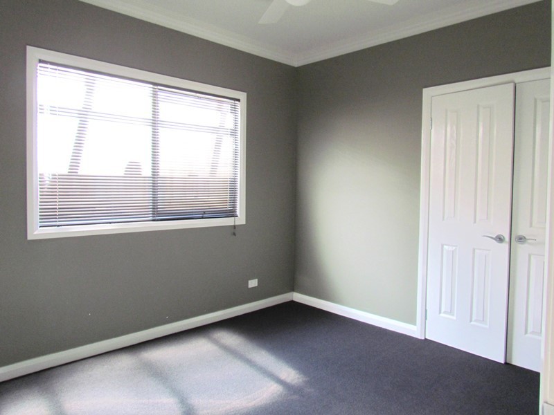 3,8,9+10 Web Court, Warragul VIC 3820