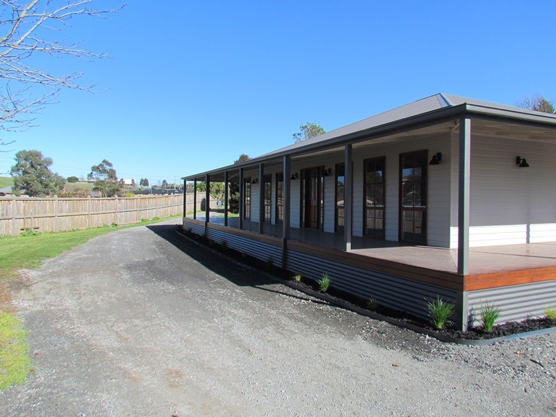 3,8,9+10 Web Court, Warragul VIC 3820