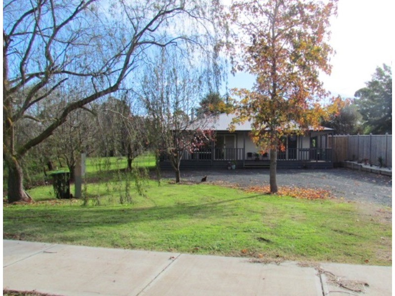 3,8,9+10 Web Court, Warragul VIC 3820