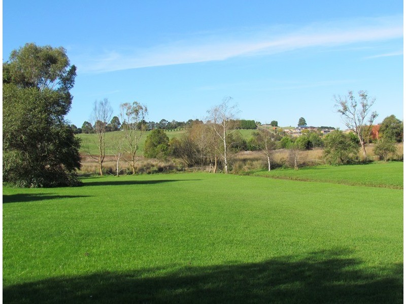 9 Web Court, Warragul VIC 3820