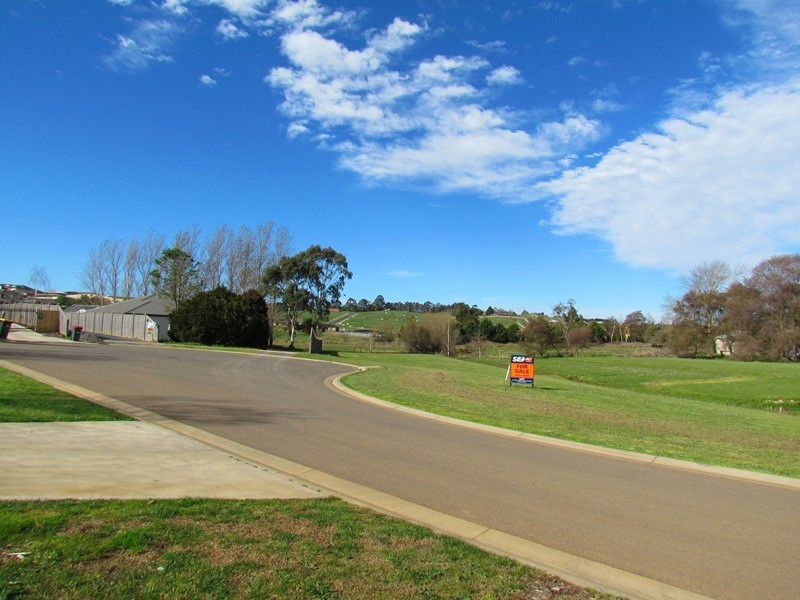 9 Web Court, Warragul VIC 3820