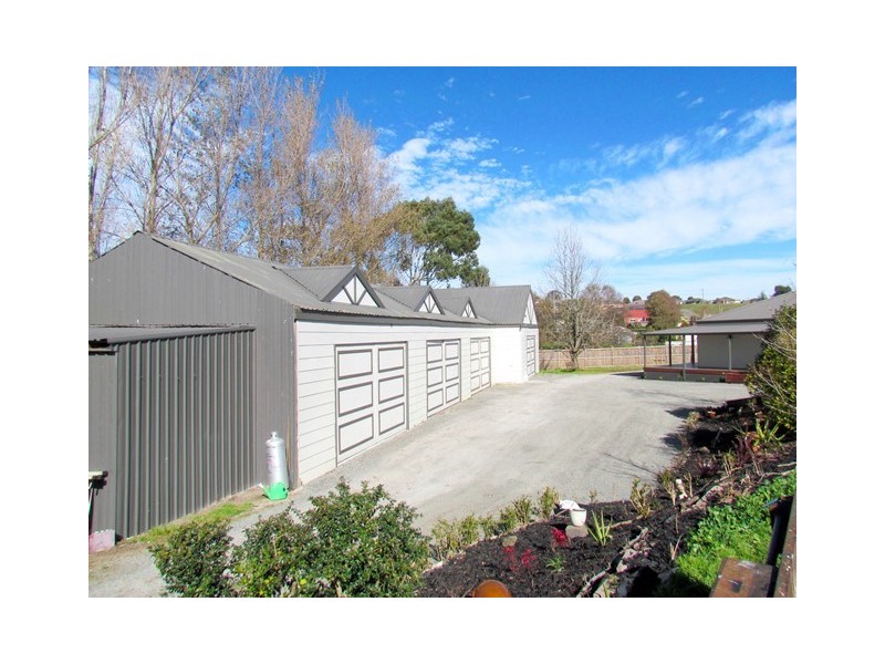 8 Web Court, Warragul VIC 3820