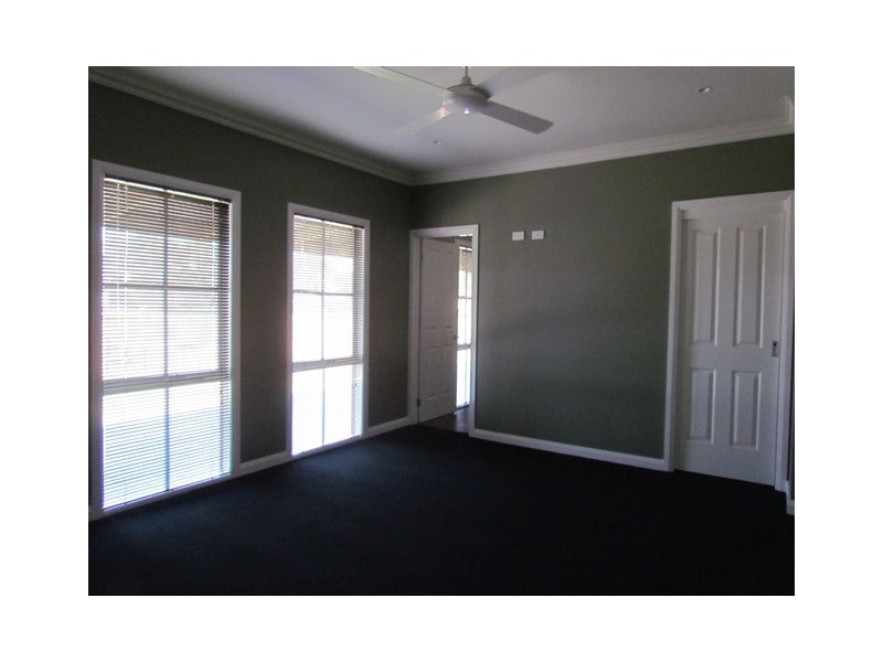 8 Web Court, Warragul VIC 3820