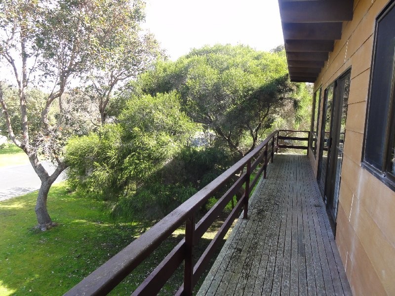 19 Waratah Ave, Waratah Bay VIC 3959