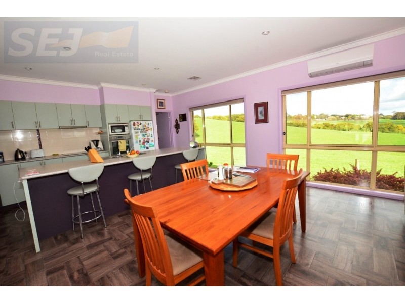 9-11 Fonda Dean Terrace, Korumburra VIC 3950