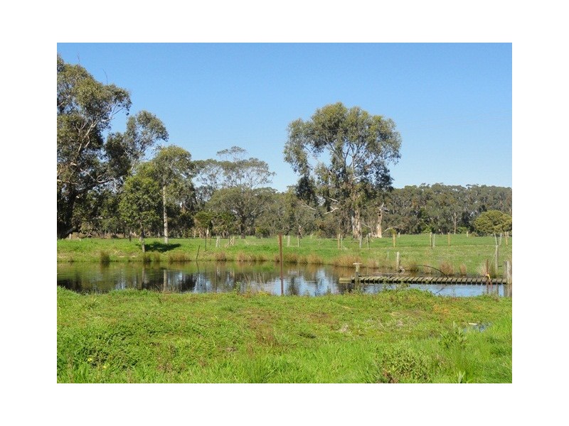152 Fullers Rd, Foster VIC 3960