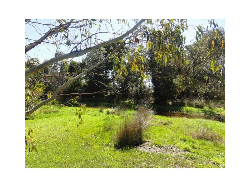 152 Fullers Rd, Foster VIC 3960